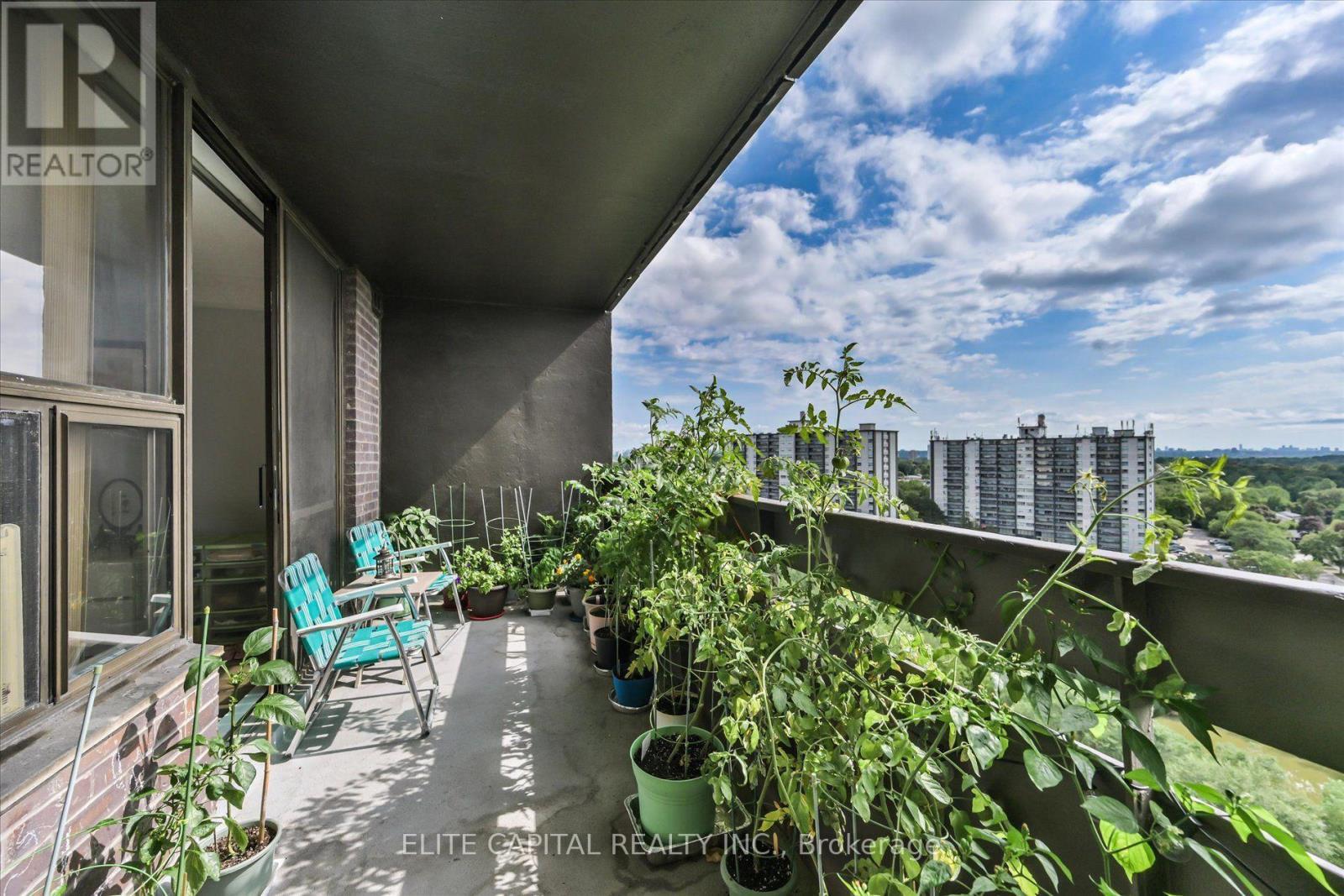 #1710 - 11 Wincott Drive, Toronto, ON - Outdoor With View