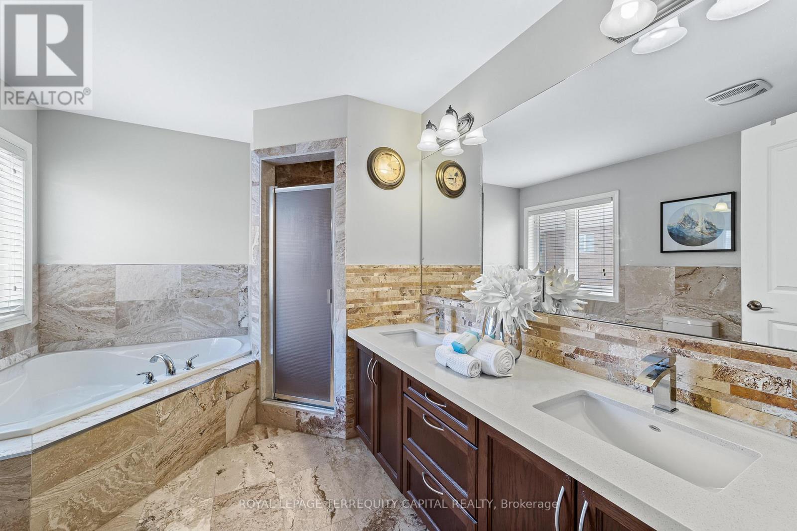 277 Chatfield Drive, Vaughan, ON - Indoor Photo Showing Bathroom