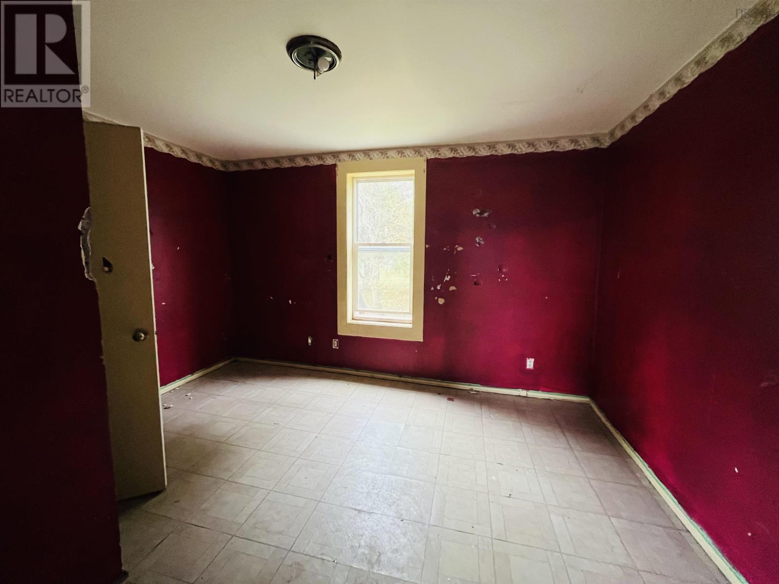 26 Fairview Avenue, Amherst, NS - Indoor Photo Showing Other Room