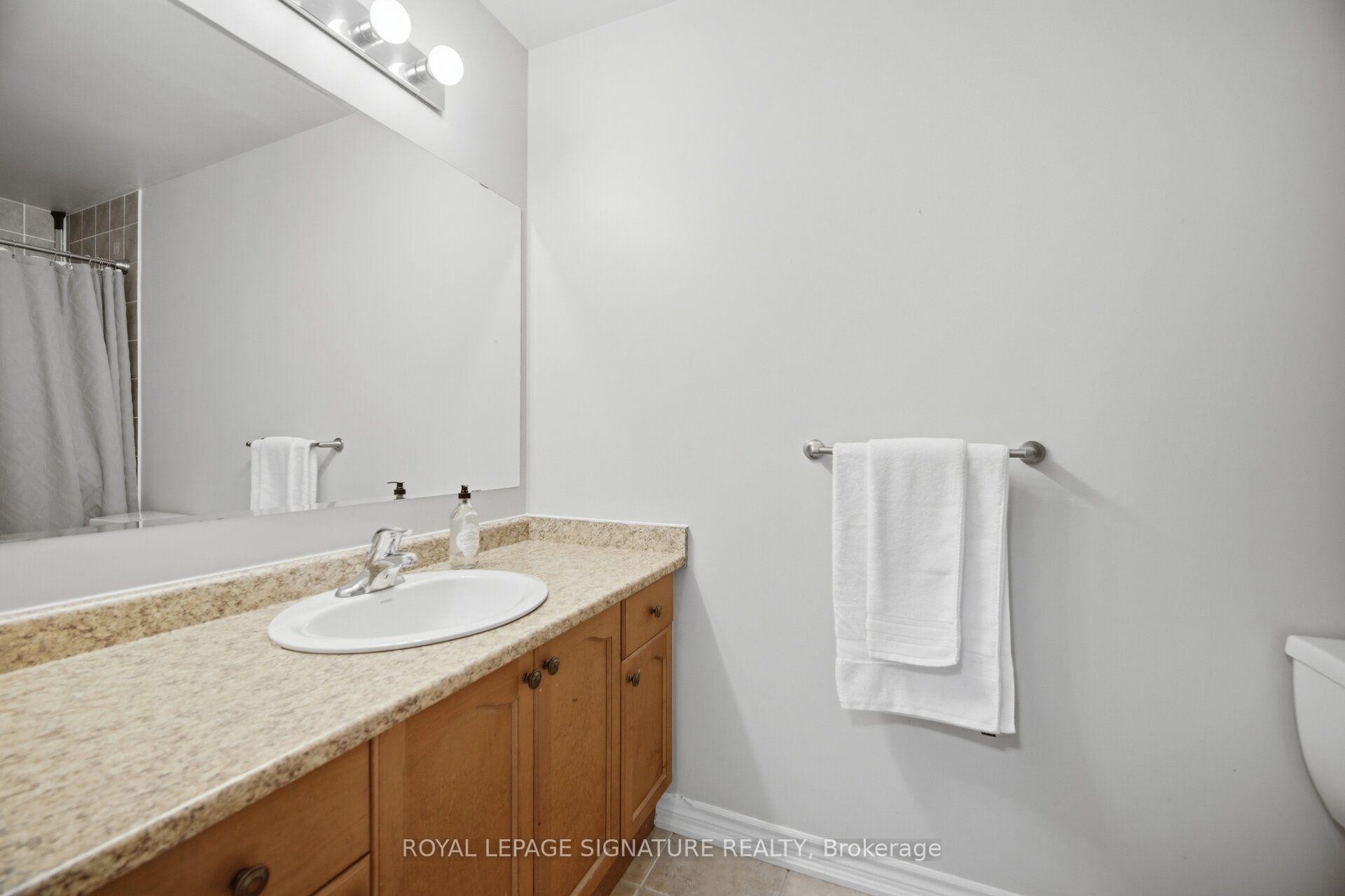 3059 Ferguson Drive, Burlington, ON - Indoor Photo Showing Bathroom
