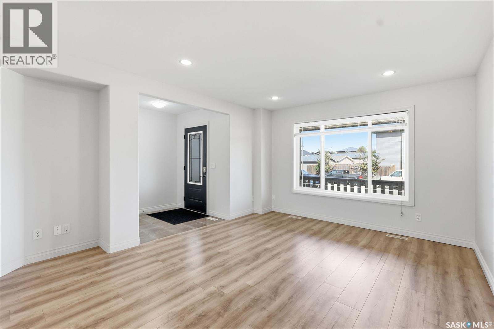 738 Lamarsh Lane, Saskatoon, SK - Indoor