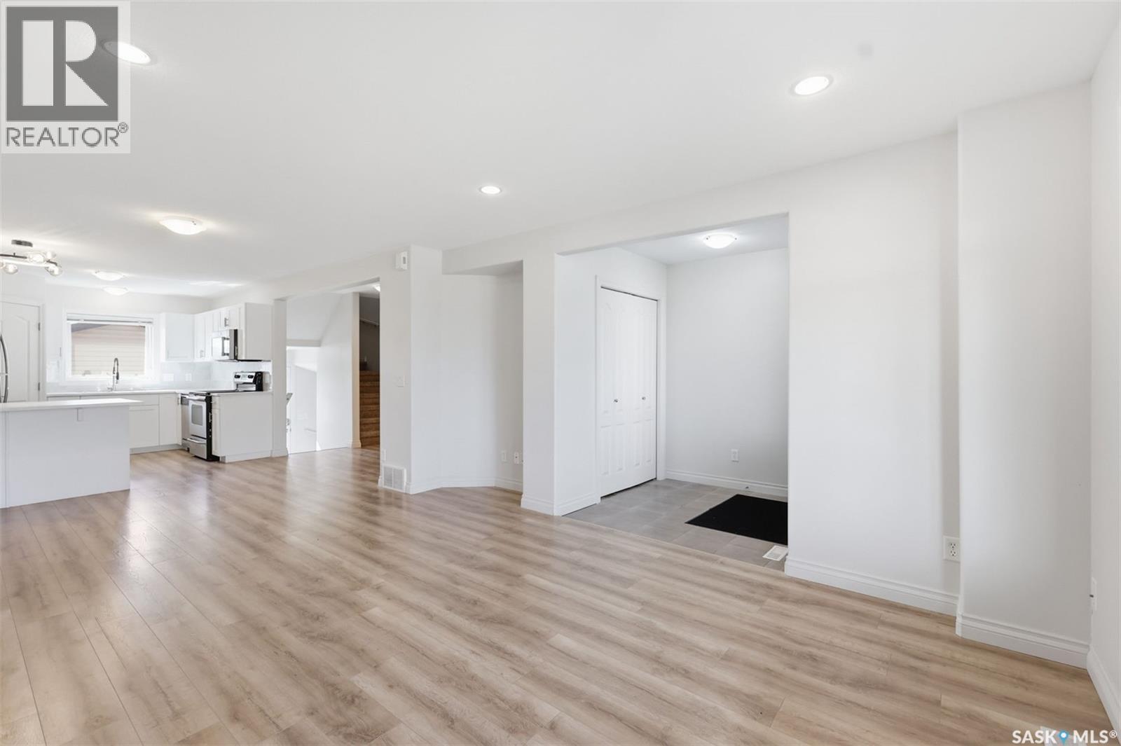 738 Lamarsh Lane, Saskatoon, SK - Indoor