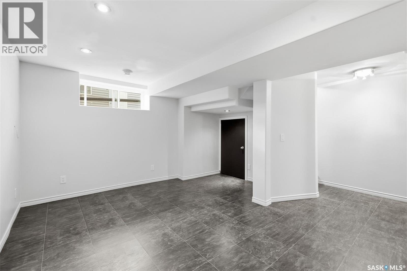 738 Lamarsh Lane, Saskatoon, SK - Indoor