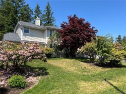 492 CEDAR Cres Gold River, BC V0P 1G0