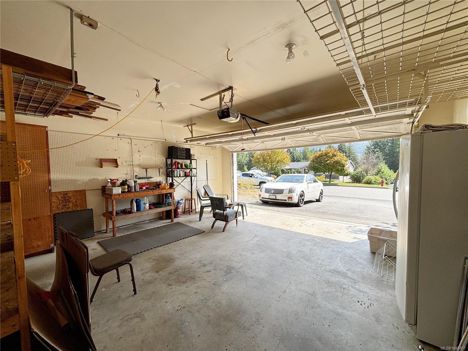 492 Cedar Cres, Gold River, BC