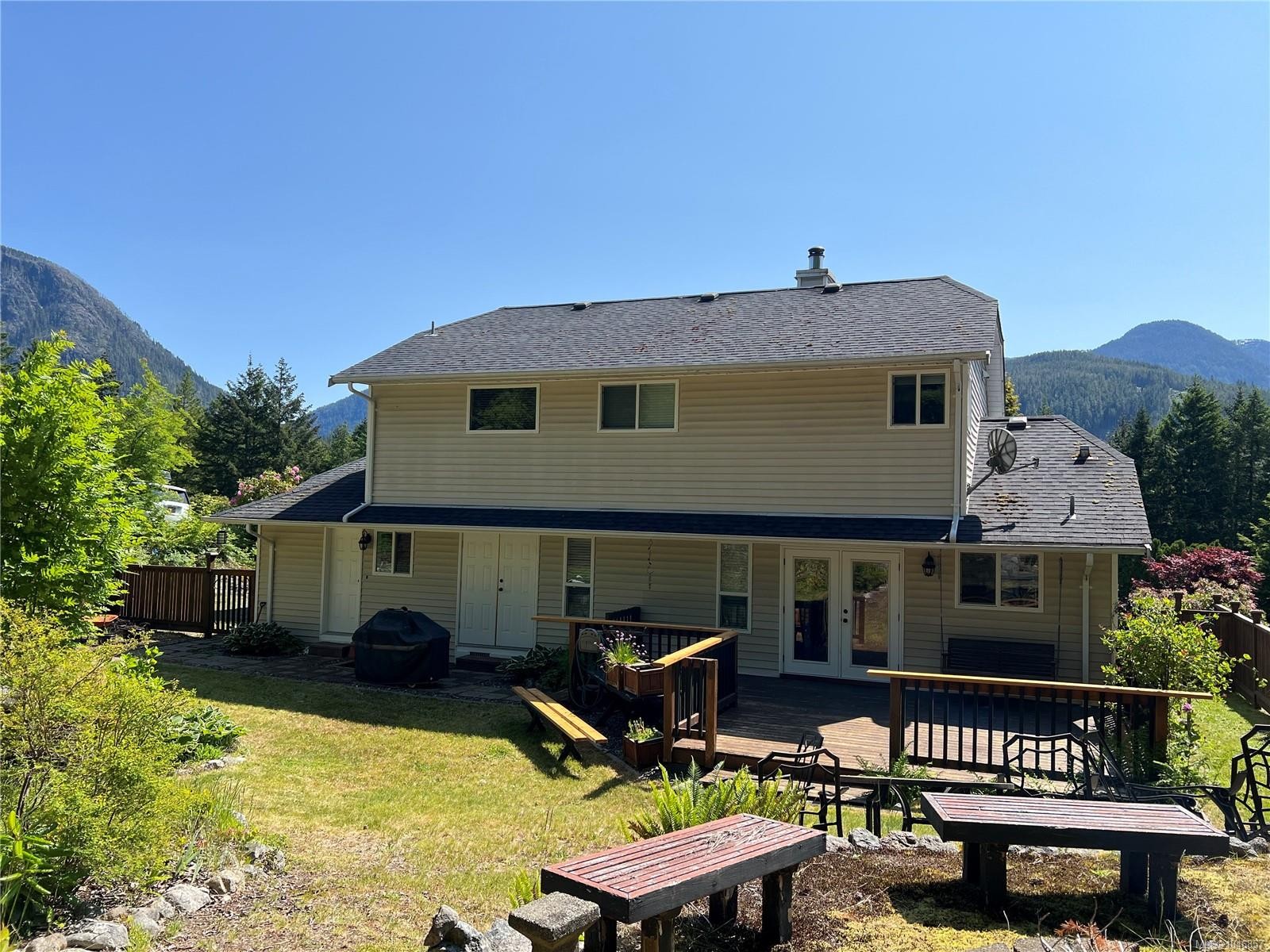 492 Cedar Cres, Gold River, BC