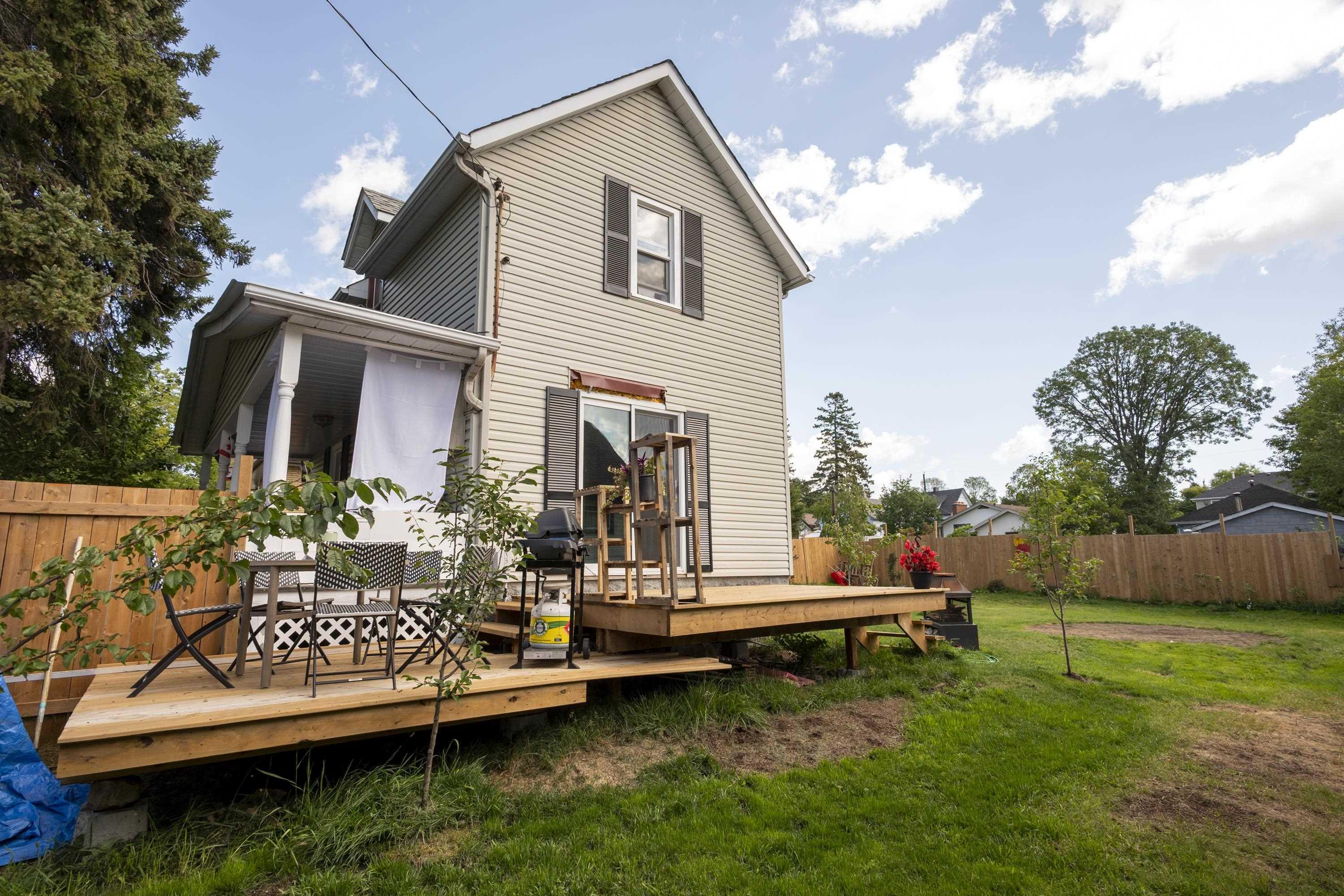 73 Empress Ave N, Thunder Bay, ON - Outdoor With Deck Patio Veranda