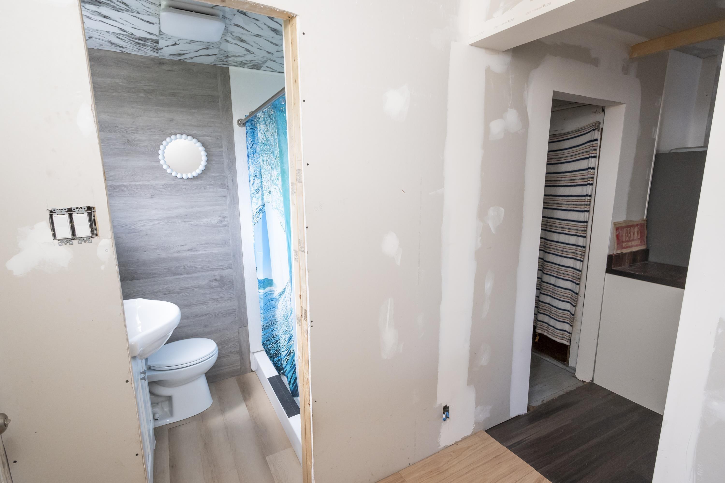 73 Empress Ave N, Thunder Bay, ON - Indoor Photo Showing Bathroom