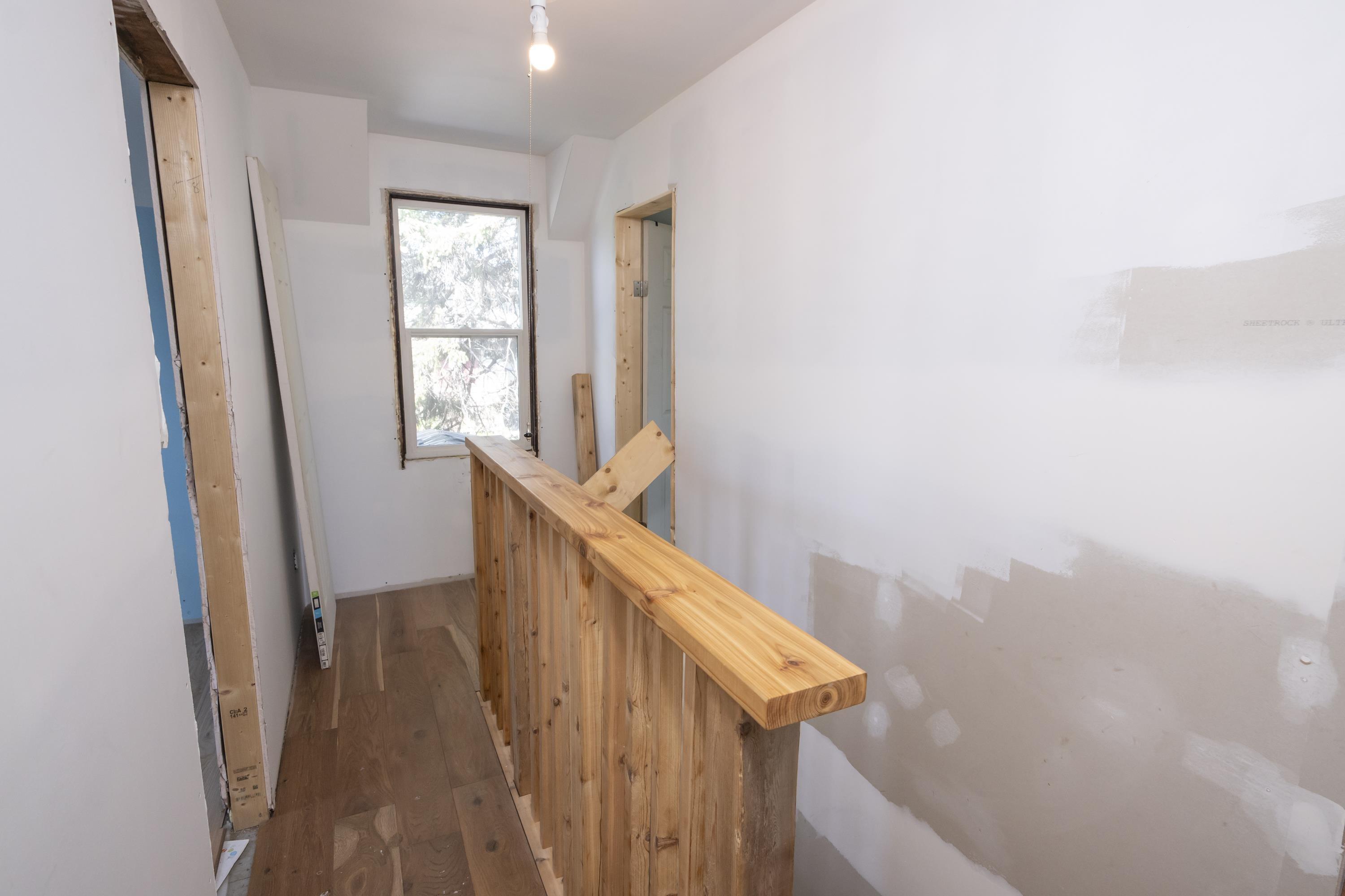 73 Empress Ave N, Thunder Bay, ON - Indoor Photo Showing Other Room