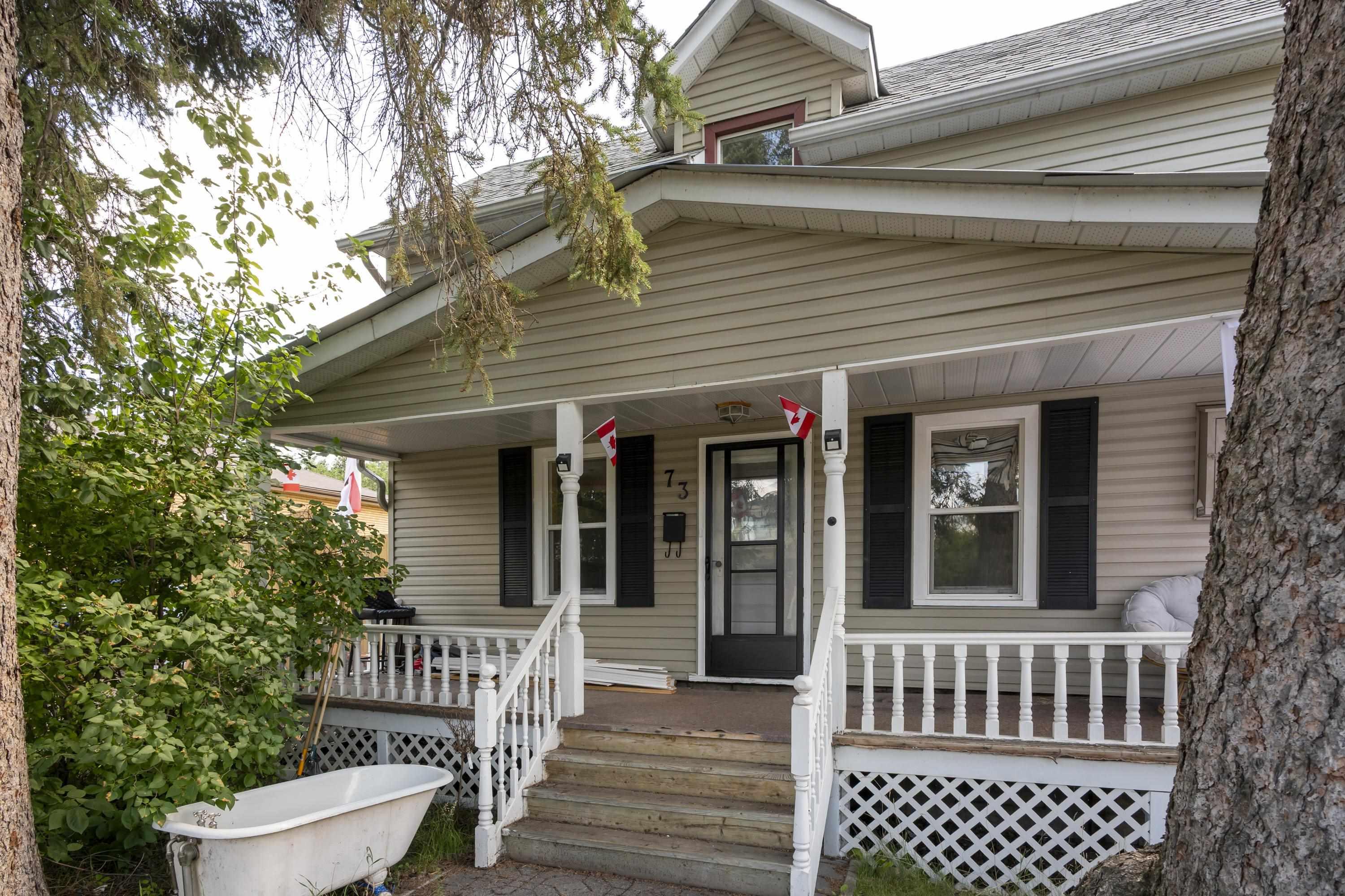 73 Empress Ave N, Thunder Bay, ON - Outdoor With Deck Patio Veranda