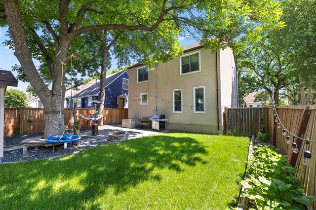 497 Brock St, Winnipeg, MB - Outdoor