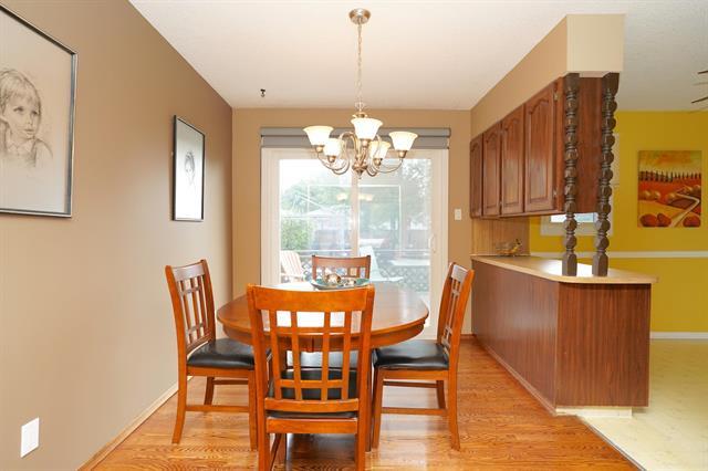 58 Amelia Cr, Winnipeg, MB - Indoor Photo Showing Dining Room