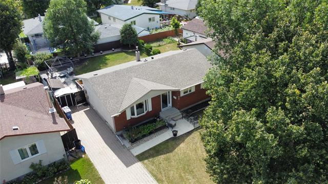 58 Amelia Cr, Winnipeg, MB - Outdoor