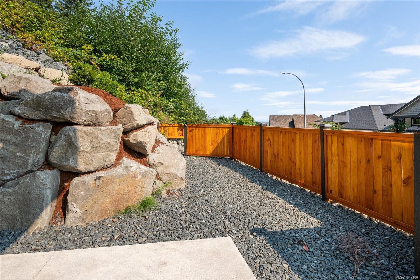 908 Craig Rd, Ladysmith, BC
