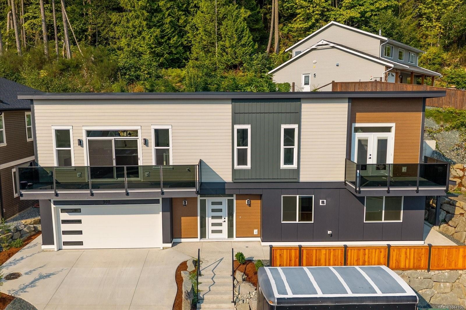 908 Craig Rd, Ladysmith, BC
