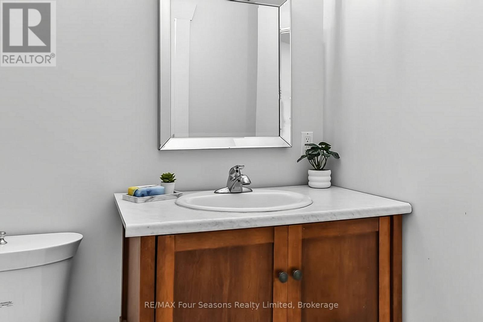 Primary Bath with shower/tub - 7363 Sideroad 33 34 Road, Clearview, ON - Indoor Photo Showing Bathroom