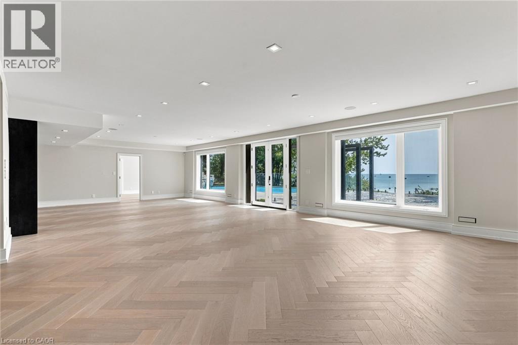 100 Appleby Place, Burlington, ON - Indoor Photo Showing Other Room