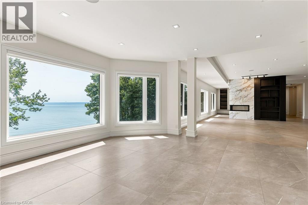 100 Appleby Place, Burlington, ON - Indoor Photo Showing Other Room