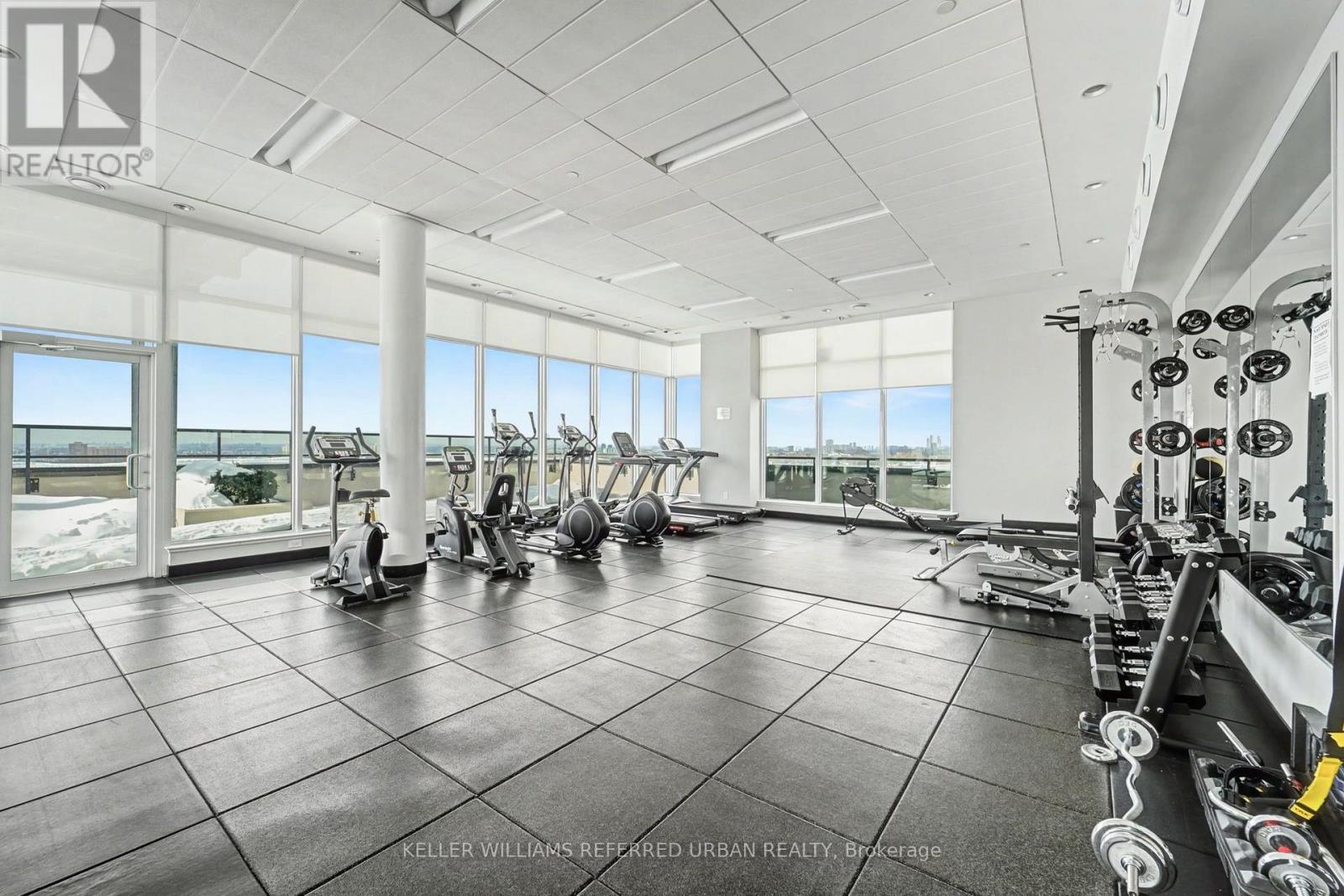 111 - 2800 Keele Street, Toronto, ON - Indoor Photo Showing Gym Room