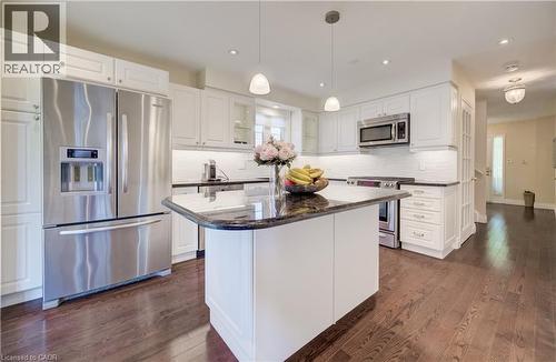 451 Burnett Avenue, Cambridge, ON - Indoor Photo Showing Kitchen With Stainless Steel Kitchen With Upgraded Kitchen