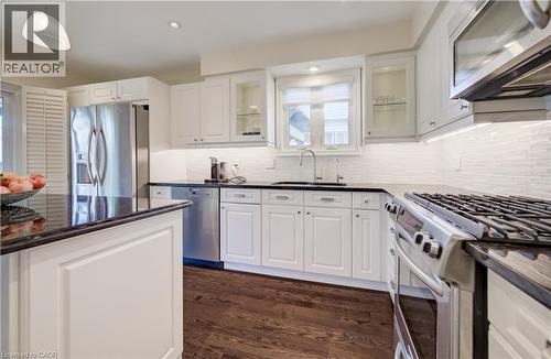 451 Burnett Avenue, Cambridge, ON - Indoor Photo Showing Kitchen With Stainless Steel Kitchen With Upgraded Kitchen