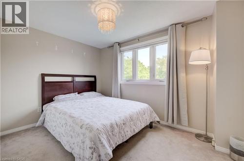 451 Burnett Avenue, Cambridge, ON - Indoor Photo Showing Bedroom