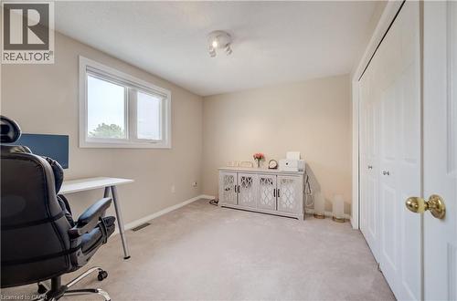 451 Burnett Avenue, Cambridge, ON - Indoor