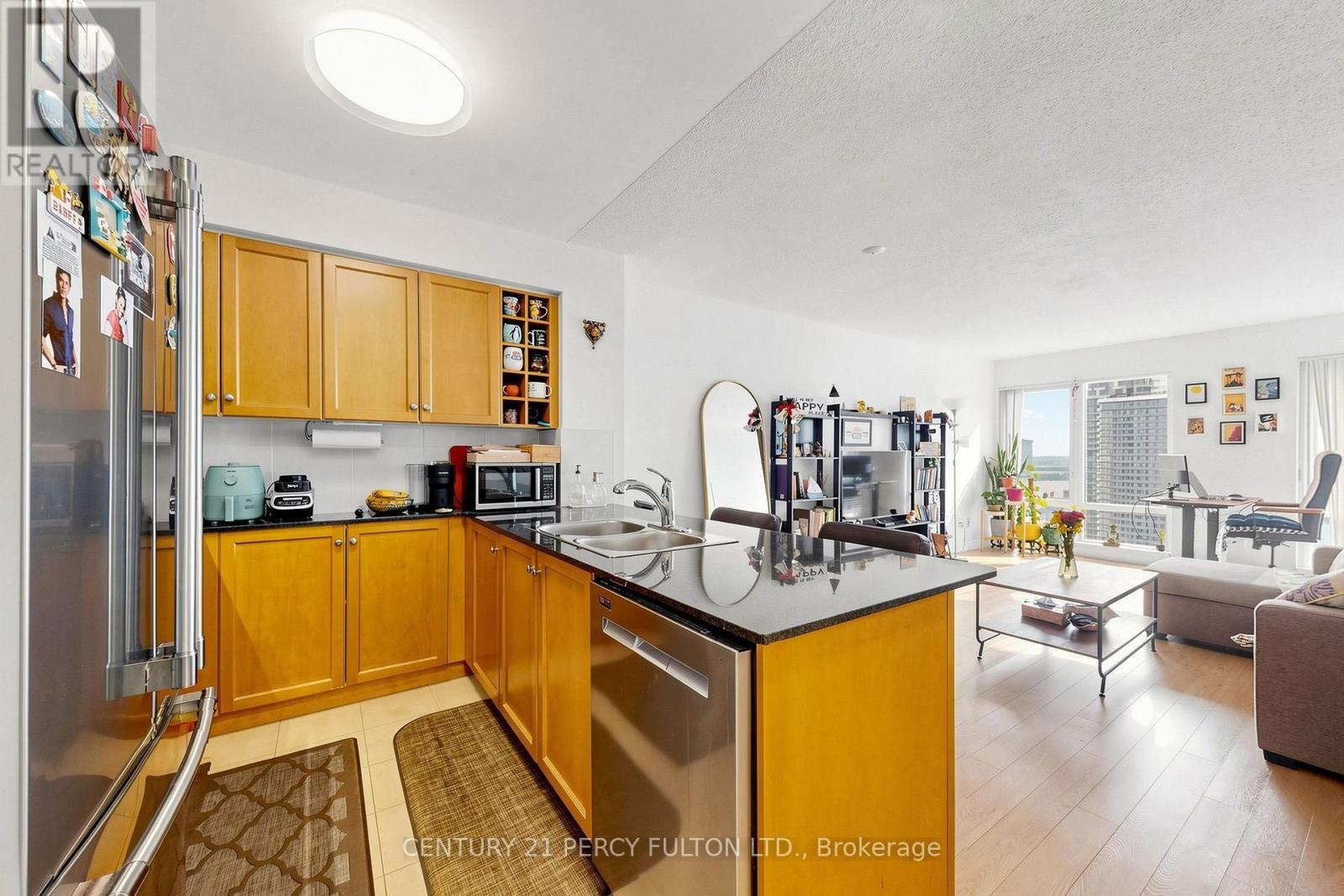 4106 - 210 Victoria Street, Toronto, ON - Indoor