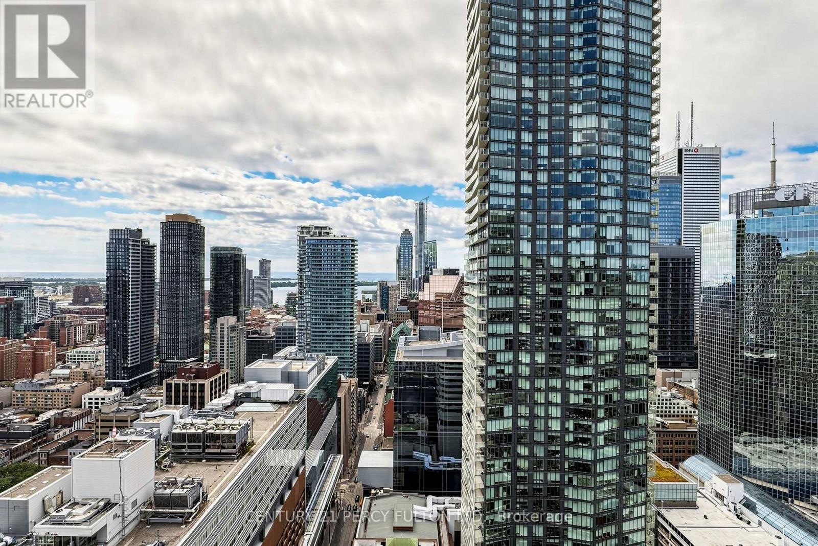 4106 - 210 Victoria Street, Toronto, ON - Outdoor