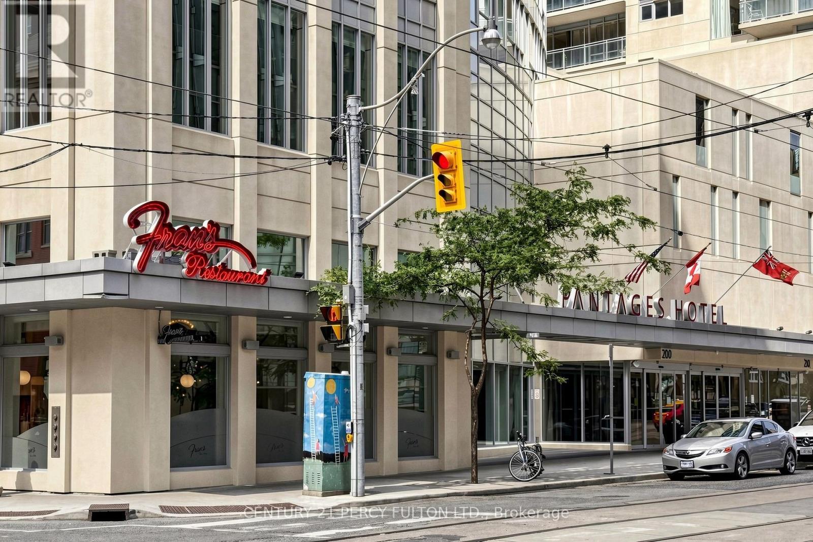 4106 - 210 Victoria Street, Toronto, ON - Outdoor