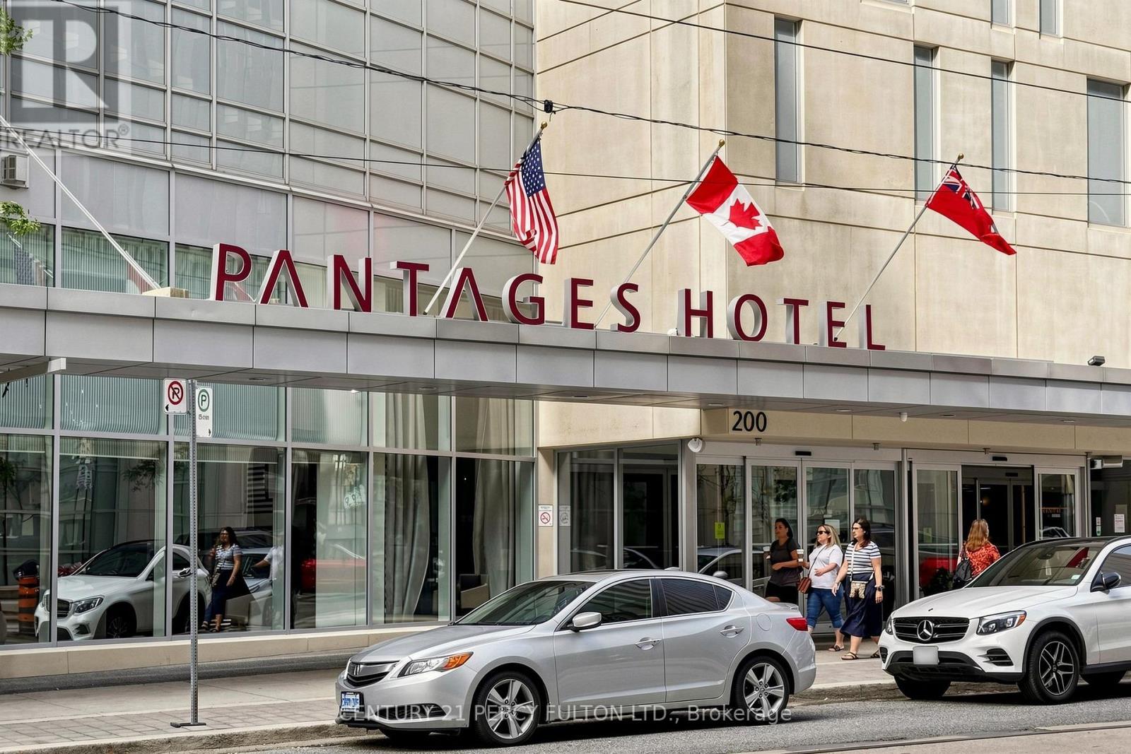 4106 - 210 Victoria Street, Toronto, ON - Photo Showing Garage