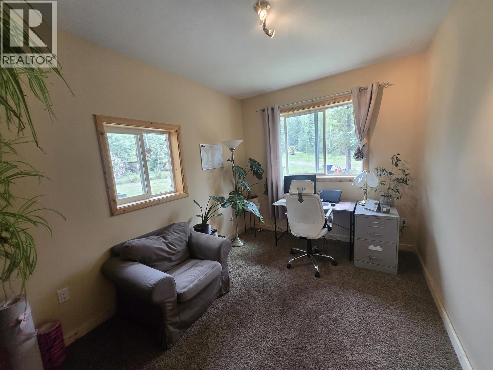 1020 Rainbow Road, Quesnel, BC - Indoor Photo Showing Office
