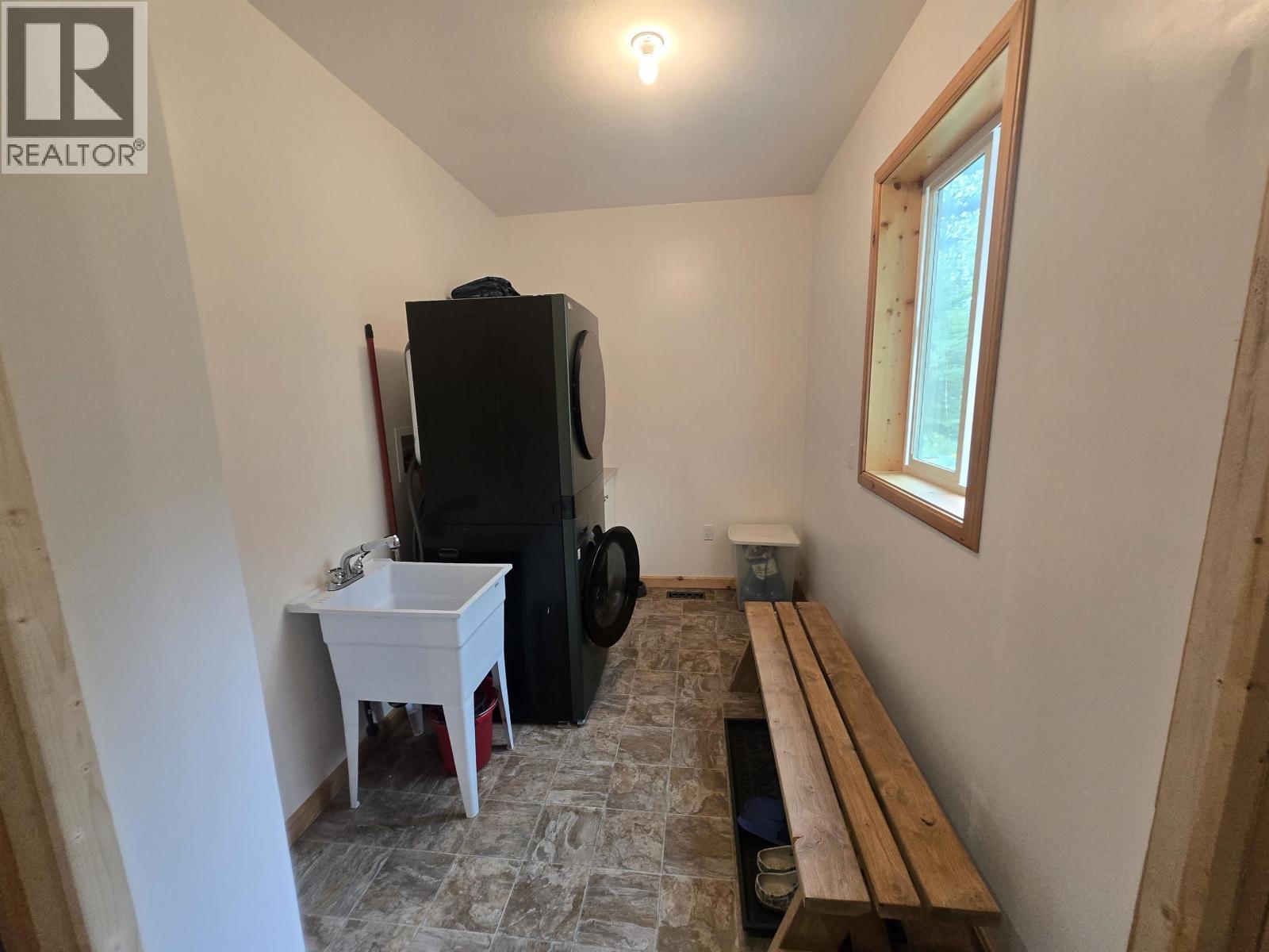 1020 Rainbow Road, Quesnel, BC - Indoor Photo Showing Other Room