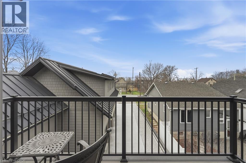 207 Beach Boulevard, Hamilton, ON - Outdoor With Balcony
