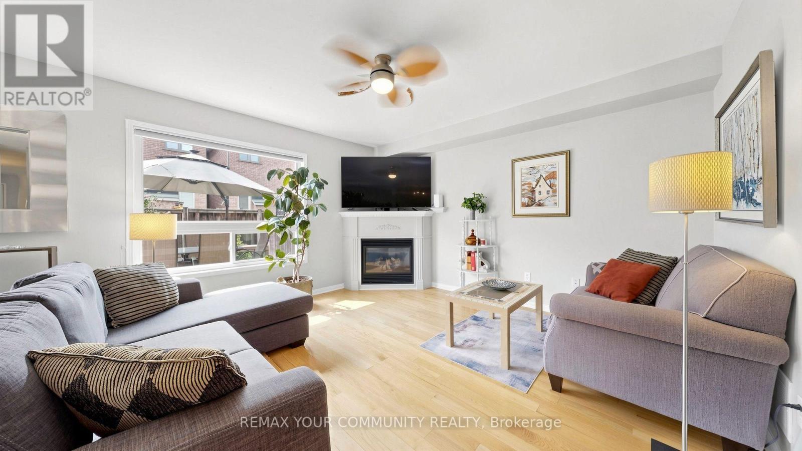 230 Hammersly Boulevard, Markham, ON - Indoor Photo Showing Living Room With Fireplace
