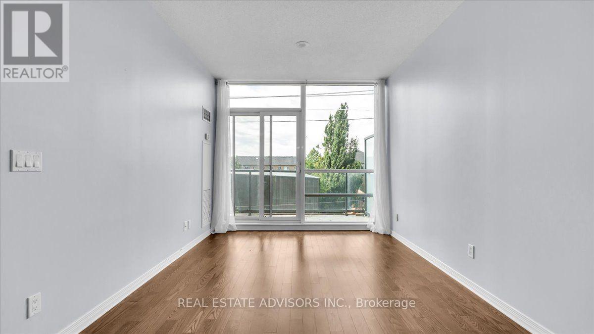 204 - 15 Legion Road, Toronto, ON - Indoor Photo Showing Other Room
