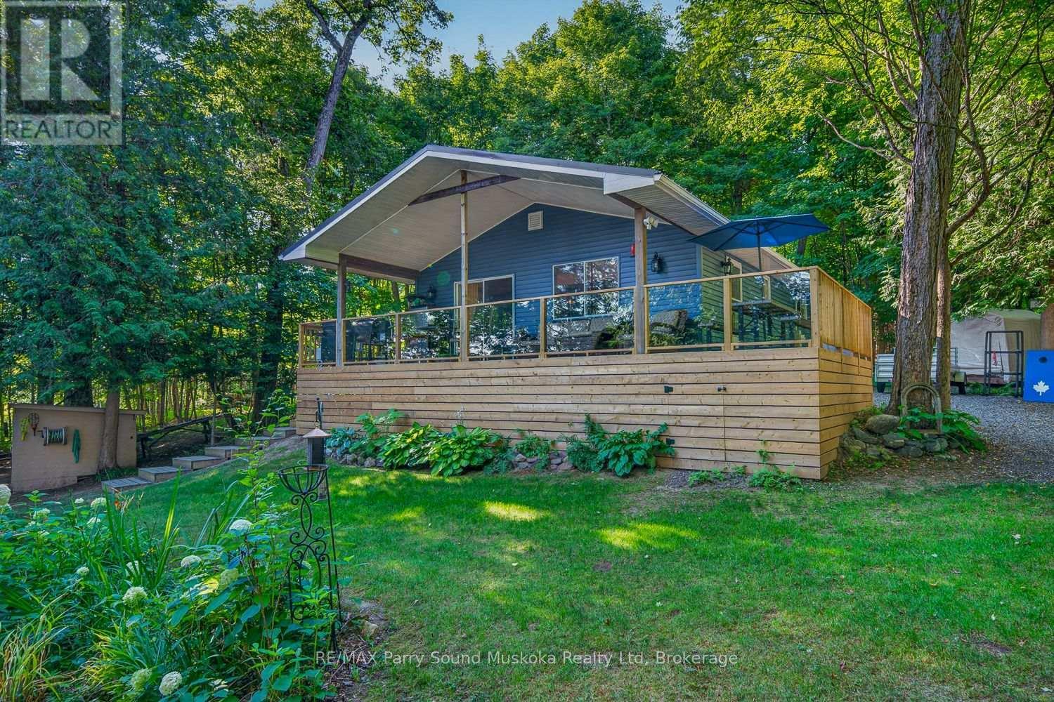 12 Silver Birch Circle, Mckellar, ON - Outdoor With Deck Patio Veranda
