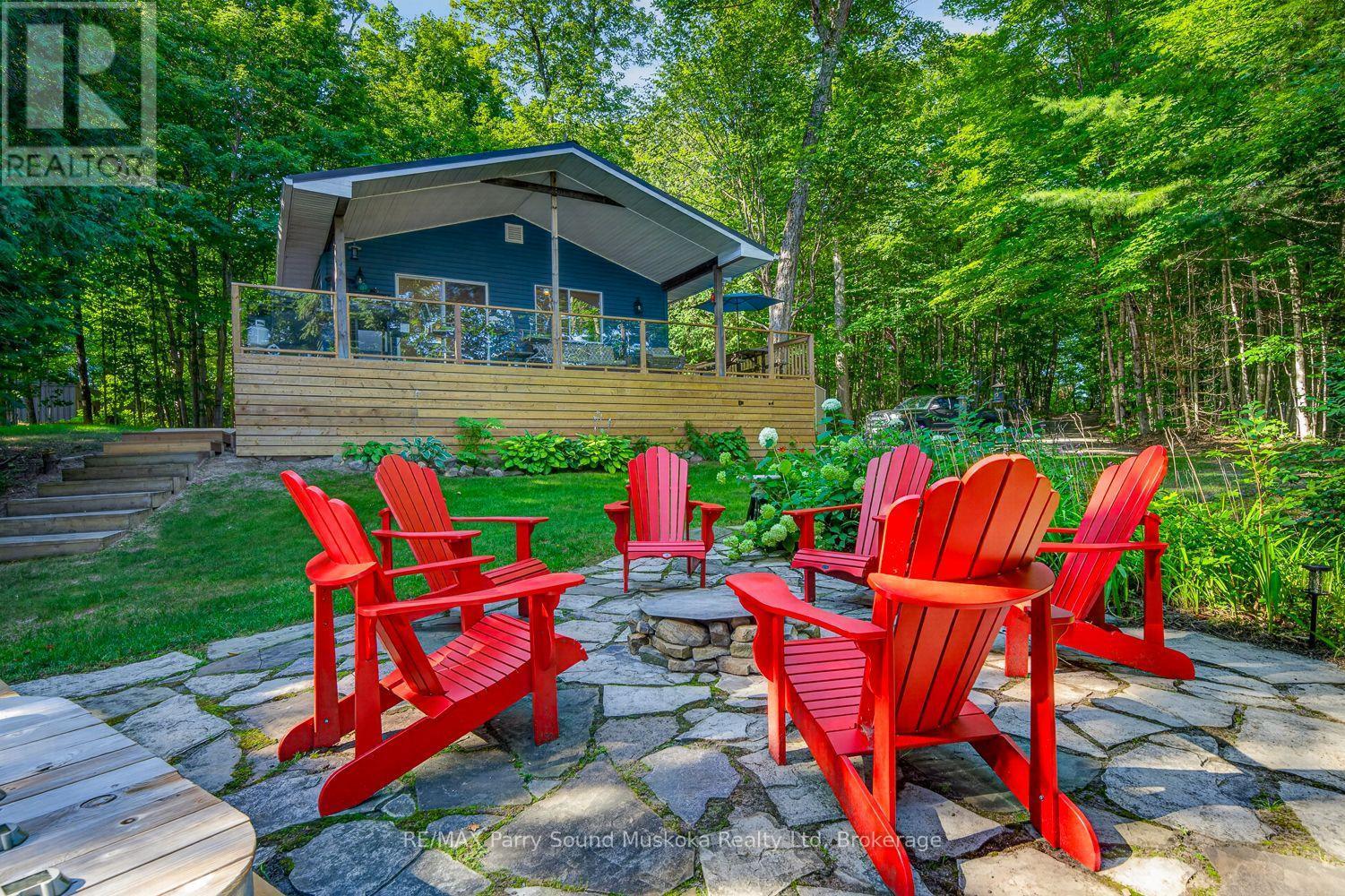 12 Silver Birch Circle, Mckellar, ON - Outdoor With Deck Patio Veranda
