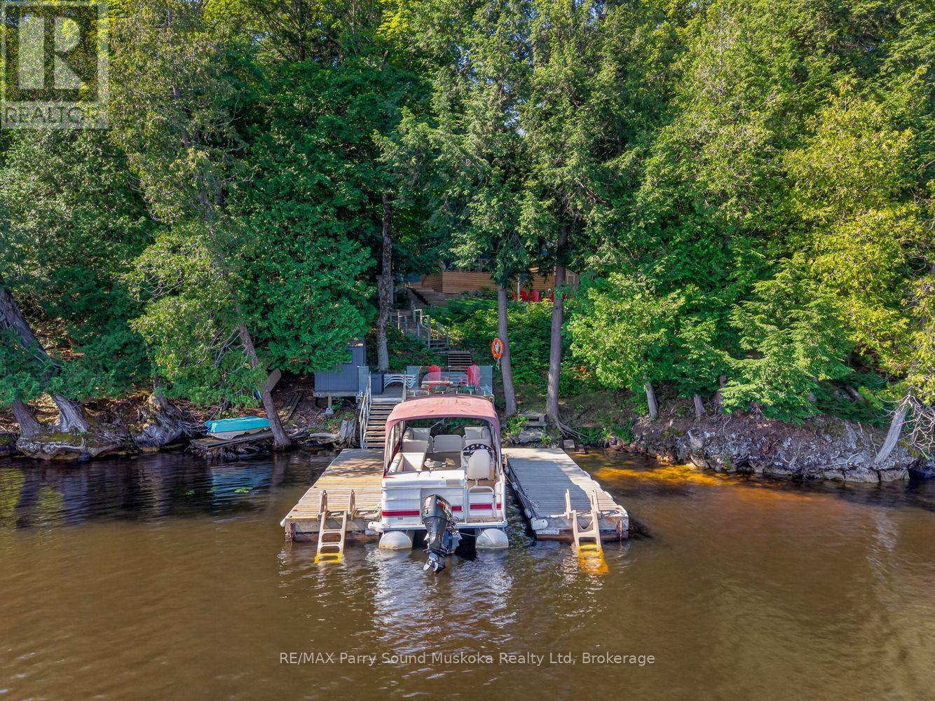 12 Silver Birch Circle, Mckellar, ON - Outdoor With Body Of Water