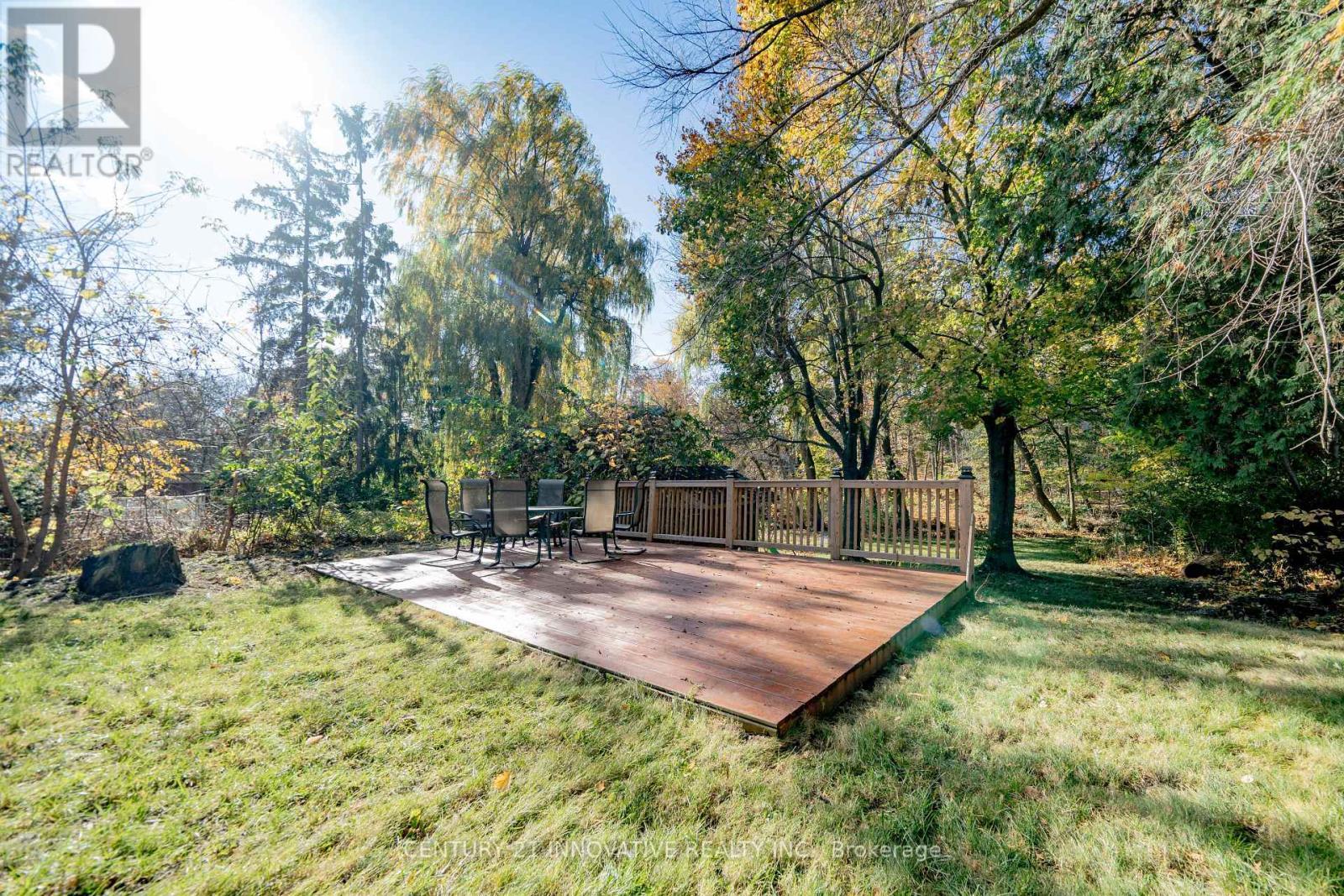 24 Cedarview Drive, Toronto, ON - Outdoor