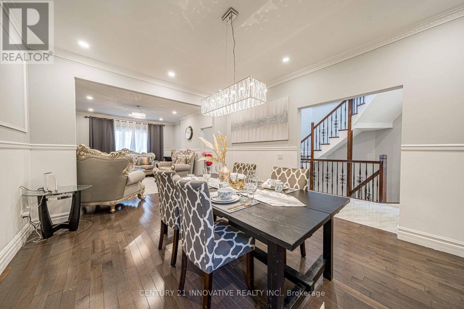 24 Cedarview Drive, Toronto, ON - Indoor Photo Showing Dining Room