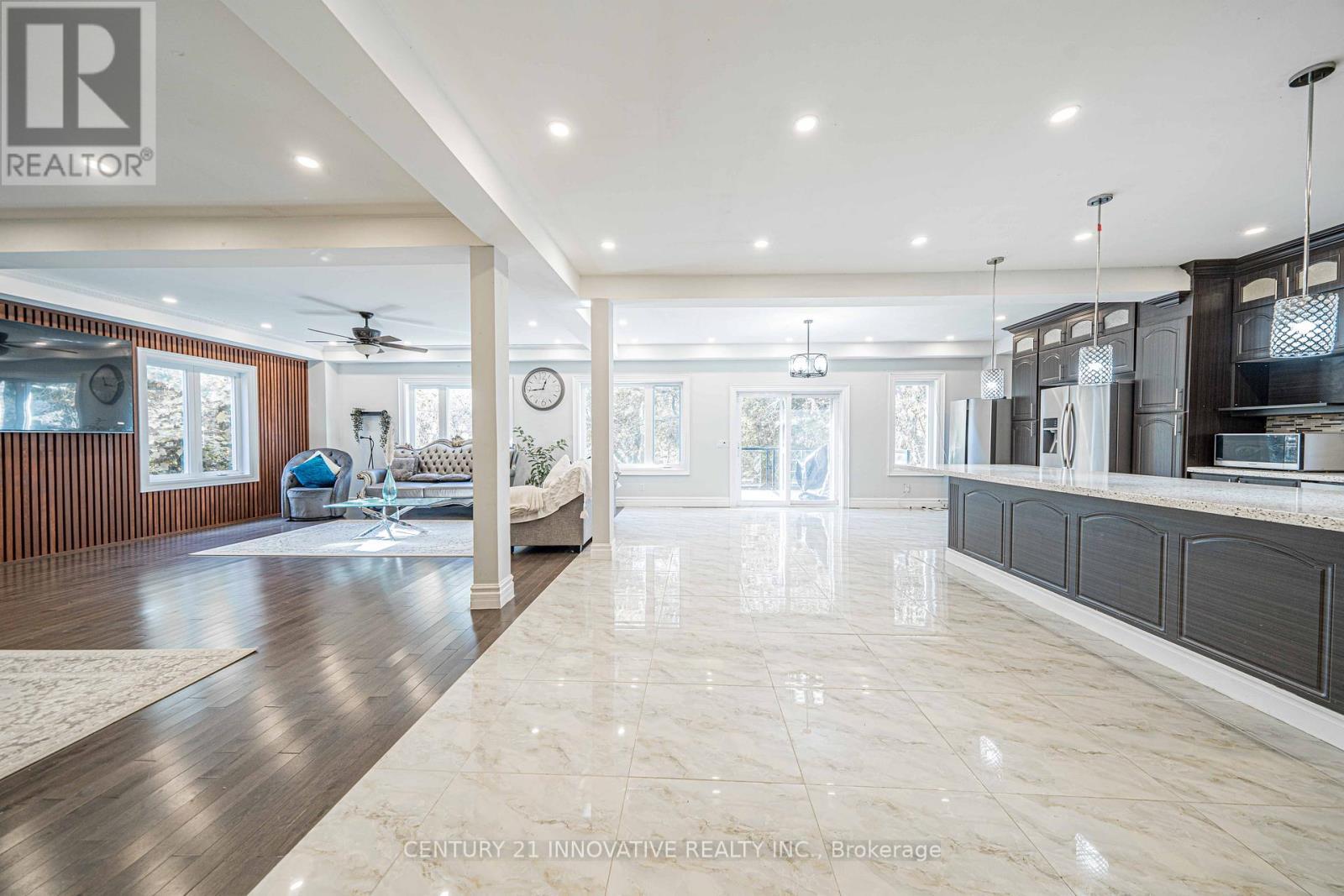 24 Cedarview Drive, Toronto, ON - Indoor