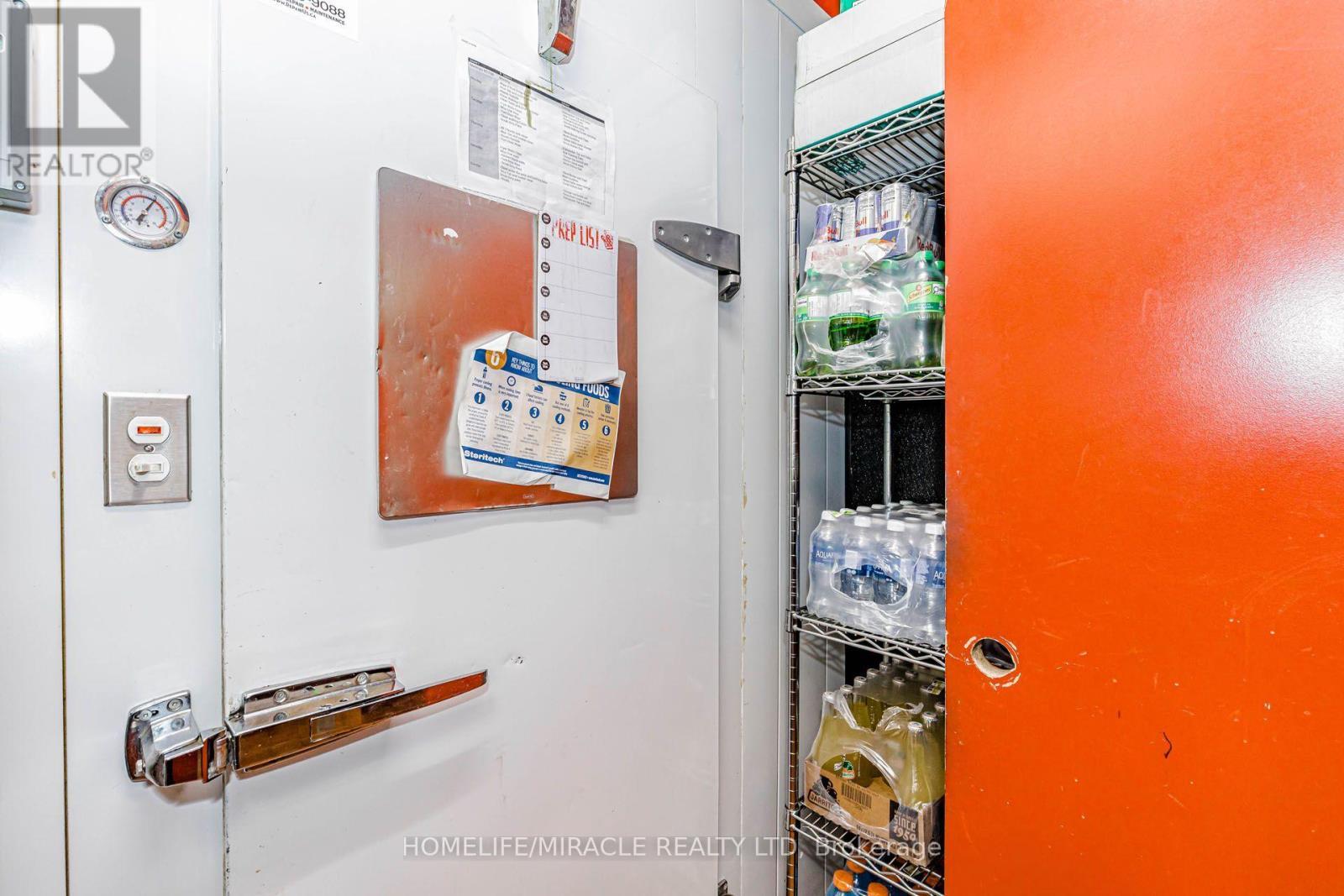 5095 Sheppard Avenue E, Toronto, ON