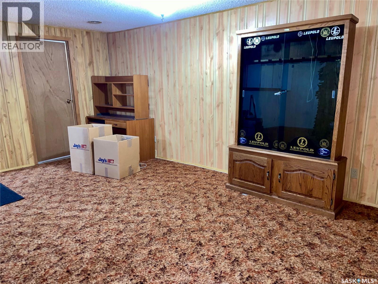 3118 7Th Avenue E, Regina, SK - Indoor
