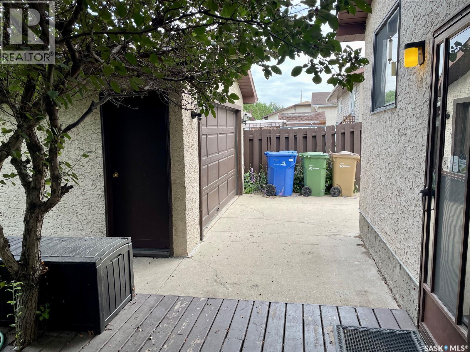 3118 7Th Avenue E, Regina, SK - Outdoor With Exterior