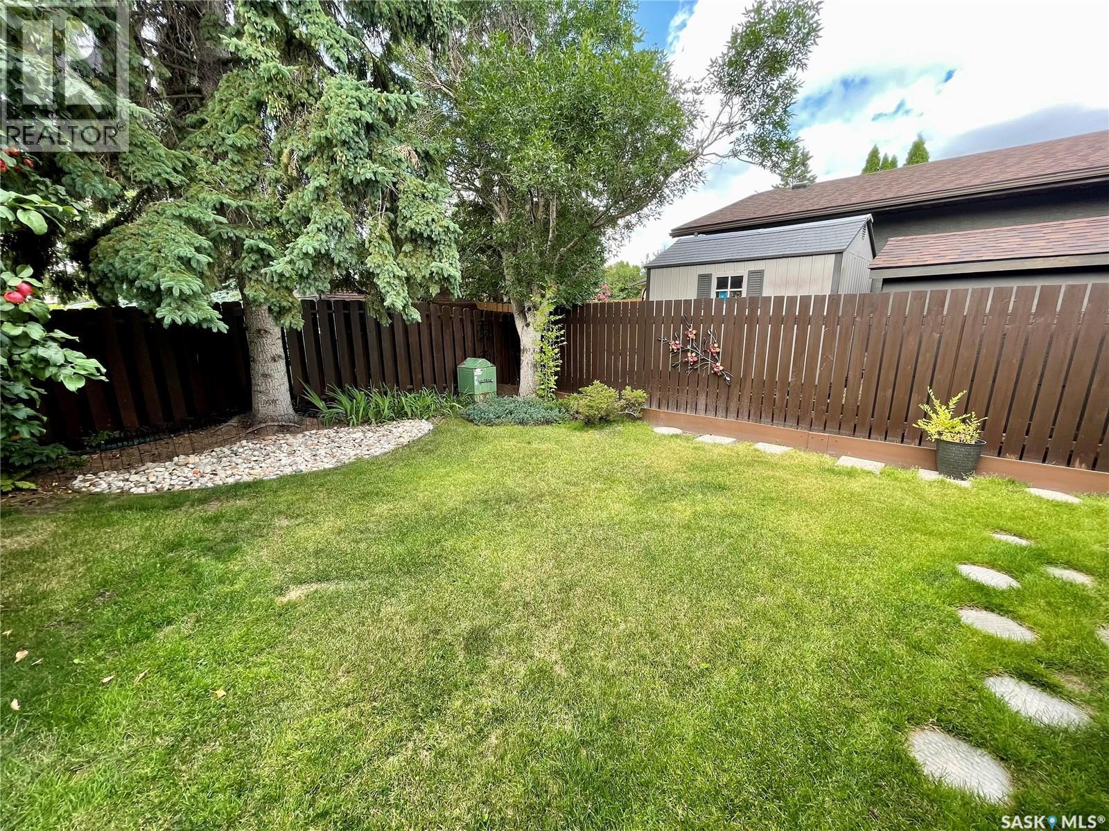 3118 7Th Avenue E, Regina, SK - Outdoor