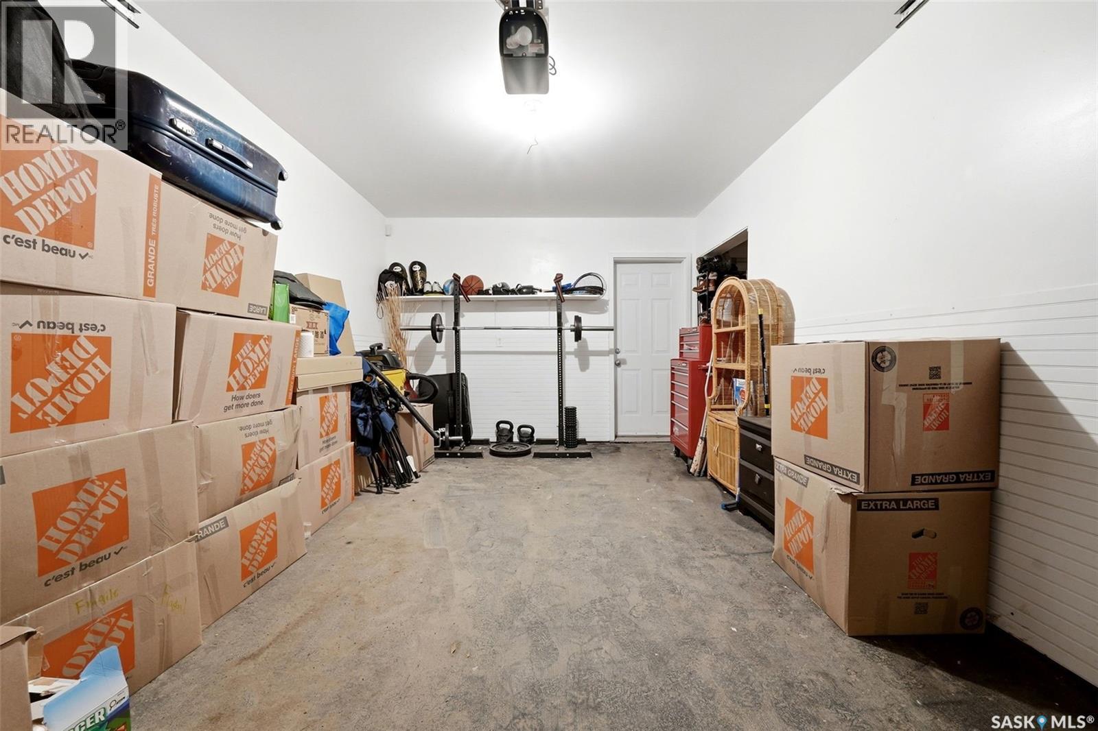 3754 Cormorant Drive E, Regina, SK - Indoor