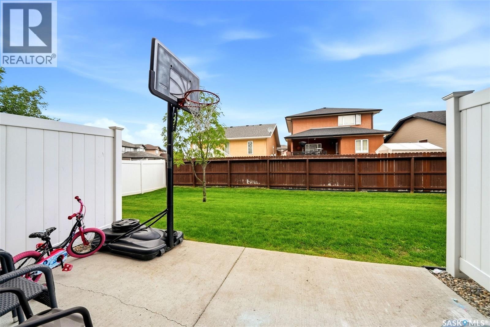 3754 Cormorant Drive E, Regina, SK - Outdoor
