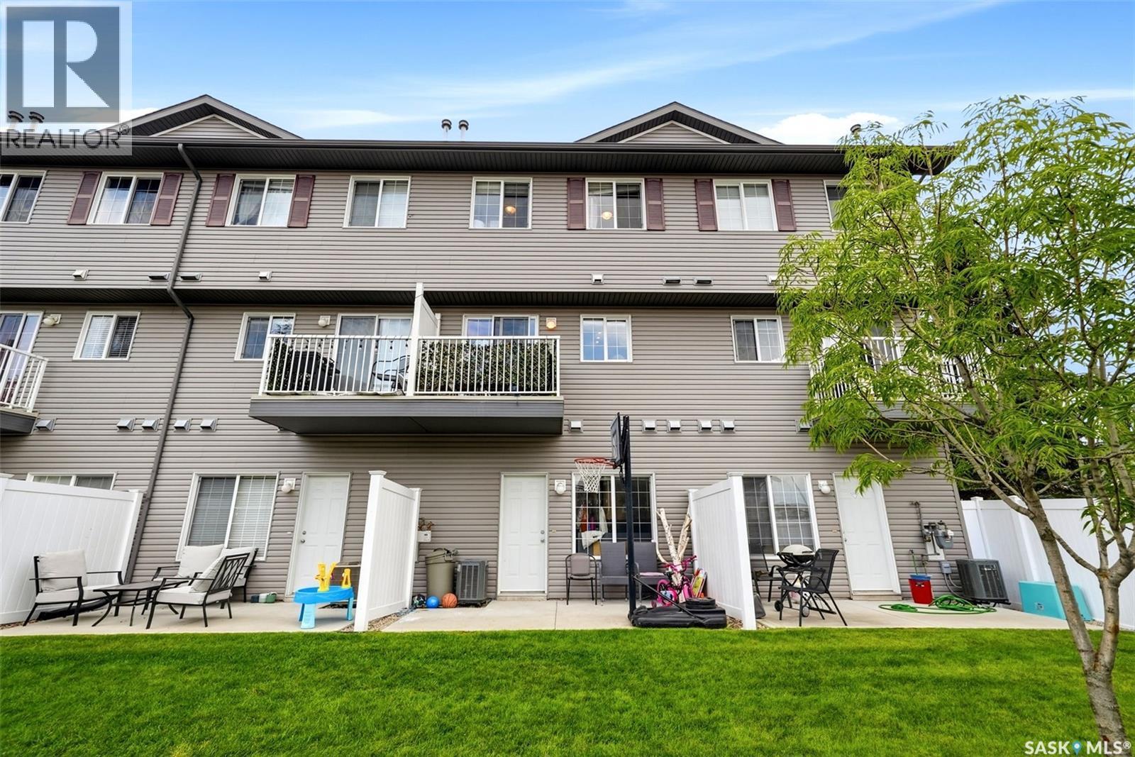 3754 Cormorant Drive E, Regina, SK - Outdoor With Balcony