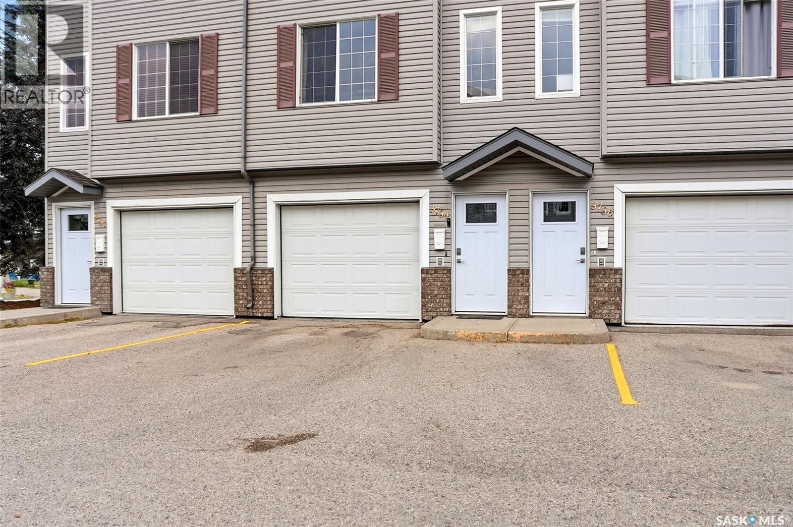 3754 Cormorant Drive E, Regina, SK - Outdoor With Facade